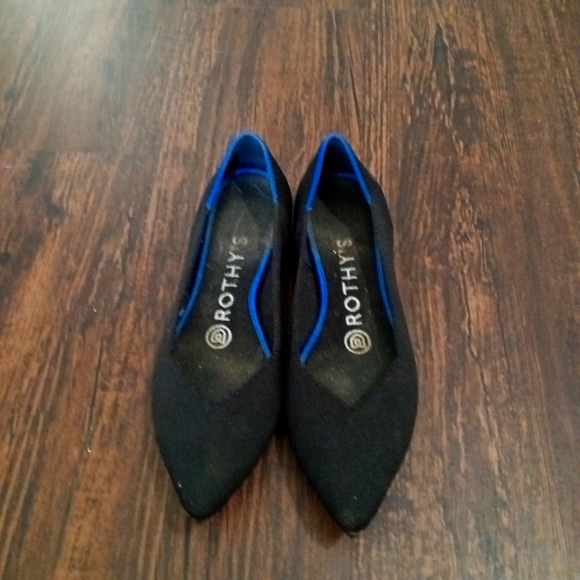 Shoes - Rothy's Pointed Black Flats